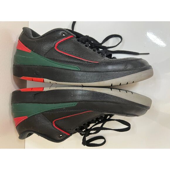 Nike Air Jordan 2 Retro Low Christmas Men's Size 9. - Picture 5 of 8